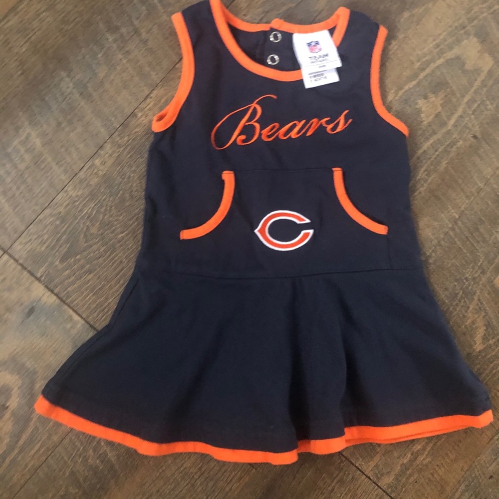 Chicago Bears cheerleader outfit 🐻
